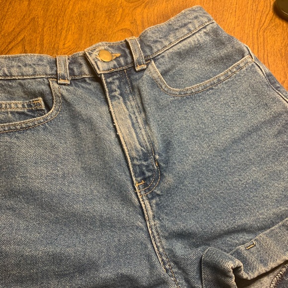 American Apparel denim Mom shorts - Picture 2 of 4